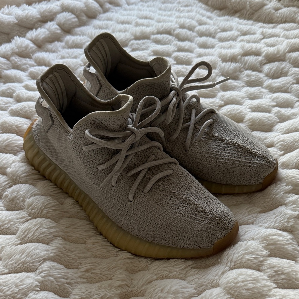 Yeezy Boost 350 V2 - Sesame - Size 9